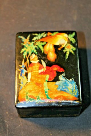 Vintage Russian Lacquer Box Artist Signed 3 " X 2.  5 " Nr