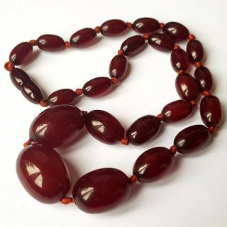 Vintage Art Deco Cherry Amber Bakelite Necklace 30 Grams 18 "