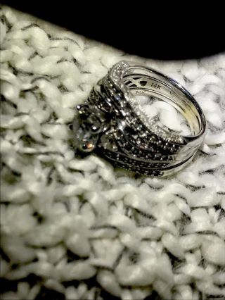 Vintage style three stone diamond ring with wedding bands 3