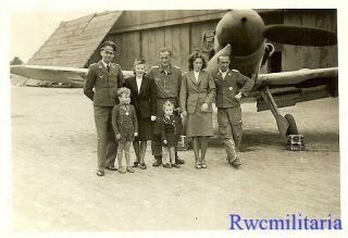 RARE Luftwaffe Pilots Posed w/ Their Families by Me - 109 Fighter Plane 2