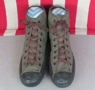 Vintage 1940s US Army OD Canvas High Top Sneakers Military Gym Shoes WWII Sz.  8 4