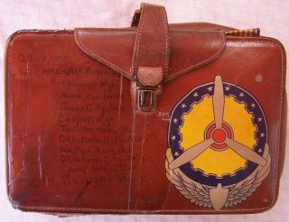 Ww2 Us Air Corp Shaving Bag With Insignia And Duty Post List 1942 - 1945,  No Resr.