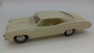 Vintage Chevrolet Dealer Promo Toy Model 1967 Impala Ss 427 White Hard Top Car