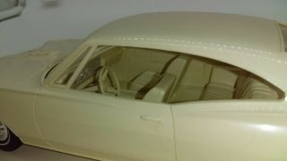 Vintage Chevrolet Dealer Promo Toy Model 1967 Impala SS 427 White Hard Top Car 6