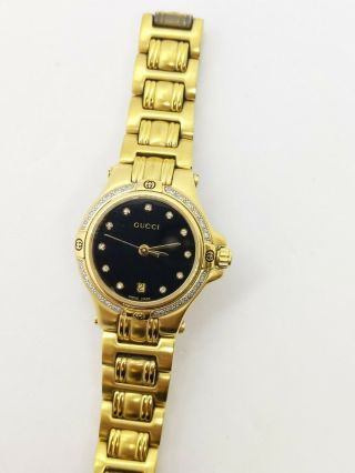 Gucci 9240l Gold Tone Stainless Steel Diamond Bezel Quartz Watch - 26mm