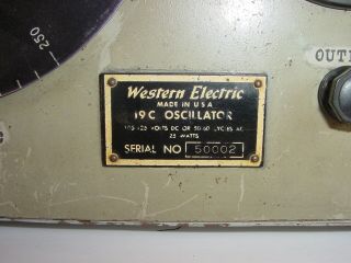 Vintage Western Electric 19C Tube Amplifier Speaker Oscillator in Case w/ Meter 3
