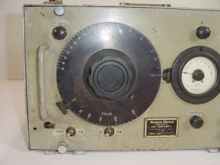 Vintage Western Electric 19C Tube Amplifier Speaker Oscillator in Case w/ Meter 4