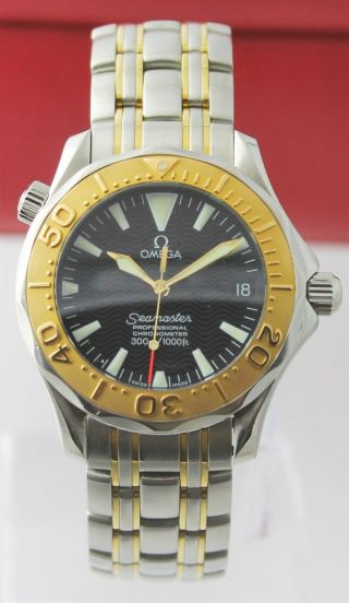 Rare Omega Seamaster 2453.  50 18k Gold Bezel Diver Automatic Midsize Black Watch