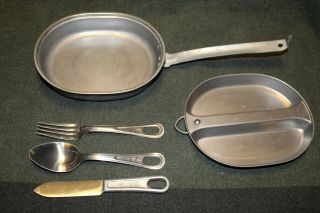 Ww2 U.  S.  Army M1910 Two Piece Mess Kit,  1945 Dated Complete Set