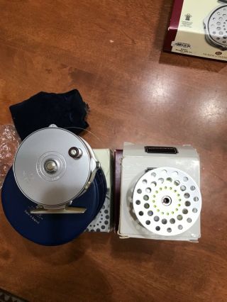 Hardy Bougle’ 31/2 MKlV Fly Reel with 2 Spare Spools and line 2