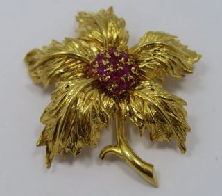 Tiffany & Co - Large 18k Yellow Gold Vintage Ruby Flower Brooch Pin - Italy