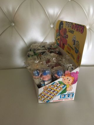 VINTAGE PEZ COUNTER DISPLAY ASST DISNEY CIRCUS AND PETS 24CT AND 12 PKG OF CANDY 4