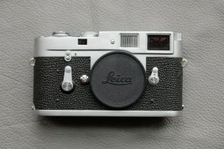 Leica M2 - R (m2 With M4 Rapid Load) Rangefinder Camera - Rare Cla 