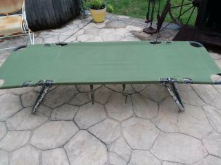 Vintage US Military Canvas Cot Folding Green Metal Portable Bed Camping 5