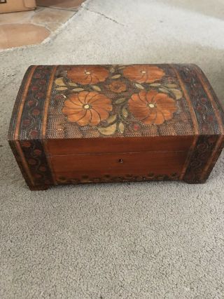 Vintage Wooden Jewelery Box