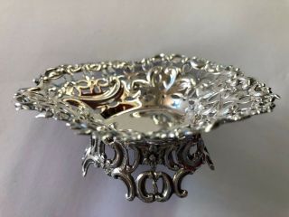 Raised Silver Pin Dish - William Comyns - For Tiffany Paris - London - 1894