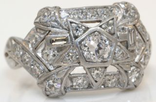 LOVELY ANTIQUE PLATINUM RING WITH 1.  00 CTW DIAMONDS 4.  0 GRAMS K24 6