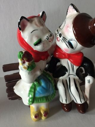 Vintage Boy and Girl Cats Salt and Pepper Shakers Japan Kissing on Bench 2