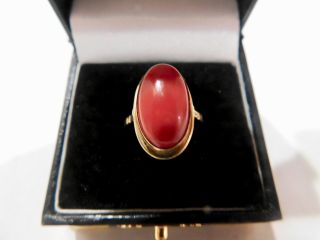 Vintage 750 18k Yellow Gold Coral Cabochon Ring Size 7