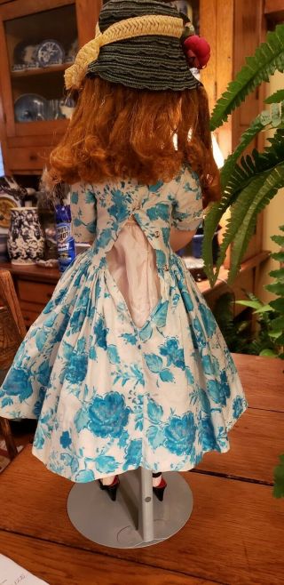 Vintage Madame Alexander Cissy Doll In Clothes 7