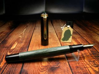 Vintage " Pelikan 400 " Fountain Pen - Pine Green Striated - 14k M Nib - Germany 1950s