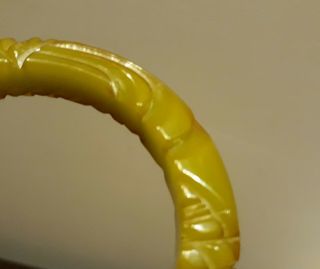 Vintage Bakelite Bangle Bracelet Deep Carved Olive Green Yellow 11