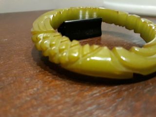 Vintage Bakelite Bangle Bracelet Deep Carved Olive Green Yellow 2