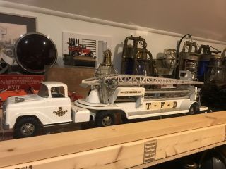 Vintage 1959 Tonka White Ladder Fire Aerial Truck Tfd No.  5 -,  Fireman