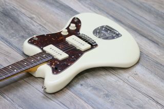 Fender American Vintage Jazzmaster ’62 Reissue Olympic White,  OHSC 9