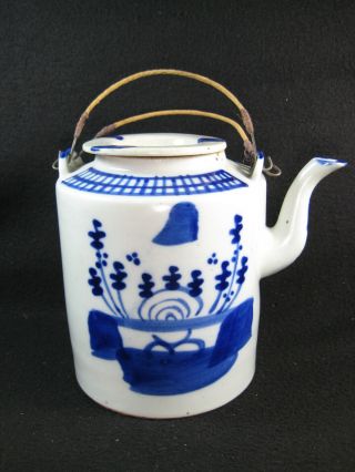 Antique 140 Year Old Japanese Meiji Era Hand Painted Imari Ceramic Tea Pot