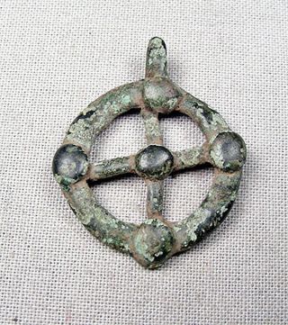 Viking Era - Ancient Bronze Wheel Pendant - Ca 800 To 1200 Ad - Found In Belarus