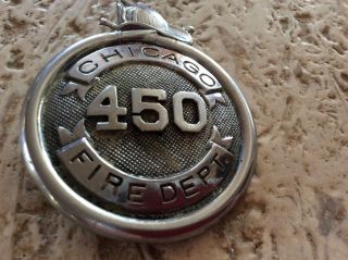 Vintage Chicago Fire Department Antique Obsolete Badge 450