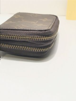 Vintage Louis Vuitton Zip Around Key Pouch - Coin Purse Brown LV Monogram 5