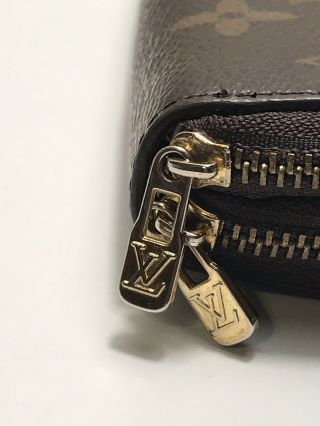 Vintage Louis Vuitton Zip Around Key Pouch - Coin Purse Brown LV Monogram 7
