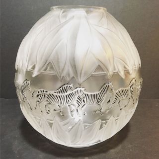 Rare Lalique Ltd.  Edition " Tanzania " Zebra Vase Etched Marie - Claude Signature