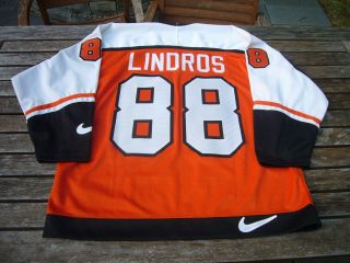 Nike Eric Lindros Philadelphia Flyers Orange Hockey Jersey sz.  52 NWT vtg 3