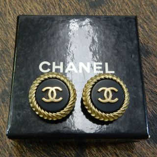 Chanel Gold Plated Cc Logos Black Vintage Round Clip Earrings 4575a Rise - On