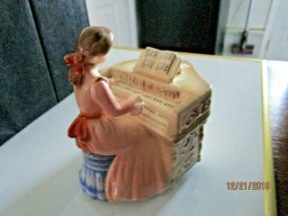 Josef Originals Porcelain Musical Figurine Lady Playing Piano Musicbox Vintage 3