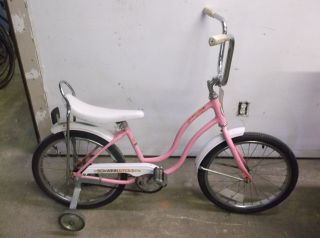 Vintage 1983 Schwinn Lil Chik Girls Bike 20 " Stingray Schwinn Training Wheels