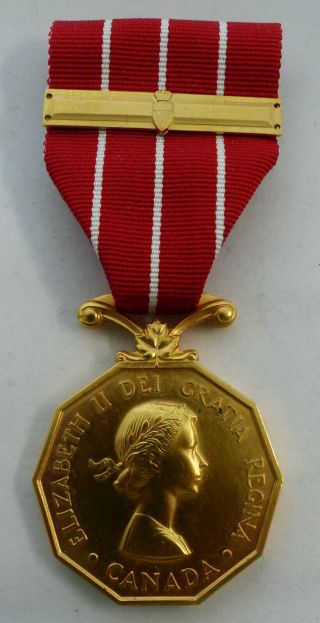 Post Ww2 Canada Military Service Medal With Case
