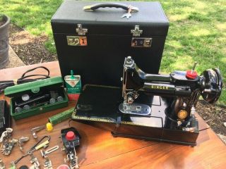 Rare Vintage 1958 Singer 222K Featherweight Sewing Machine US Voltage 9