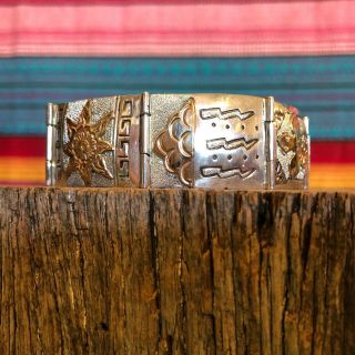 Signed Native American Navajo Sterling Silver Life Storyteller Bracelet (30g)
