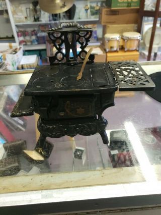 Vintage Cresent Cast Iron Salesman Sample/toy Miniature Stove