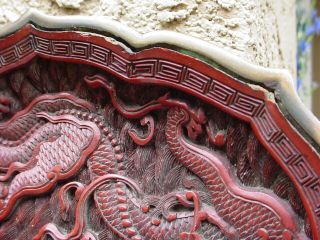 ANTIQUE CHINESE DARK CINNABAR PLATE HAND CARVED DRAGONS QING DYNASTY QIANLONG 9