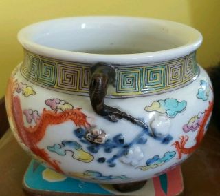 Unusual Vintage/Antique Chinese Hand Painted & Moulded Porcelain Incense Burner 2