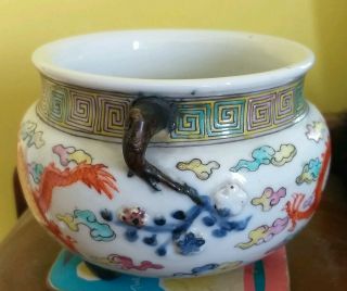 Unusual Vintage/Antique Chinese Hand Painted & Moulded Porcelain Incense Burner 4