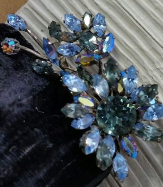Vintage Schreiner Signed Blue And Ab Rhinestone Flower Trembler Pin Brooch