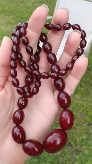 Vintage Art Deco Cherry Amber Bakelite Graduated Oval Beads Necklace 43 Grams