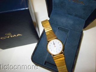 Vintage Retro 18k Gold Cyma Swiss Quartz Wrist Watch Mens & Box 32mm
