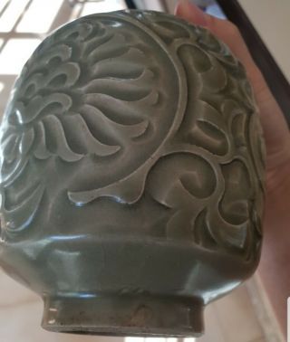 Antique/vintage Chinese porcelain vase/pot 2